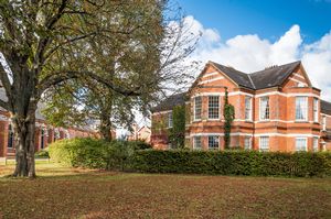 Photo 1- click for photo gallery